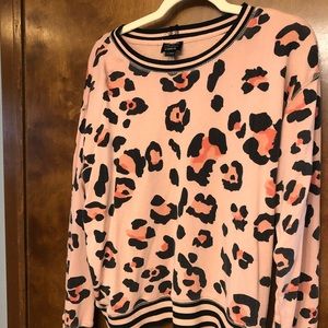 Leopard sweatshirt